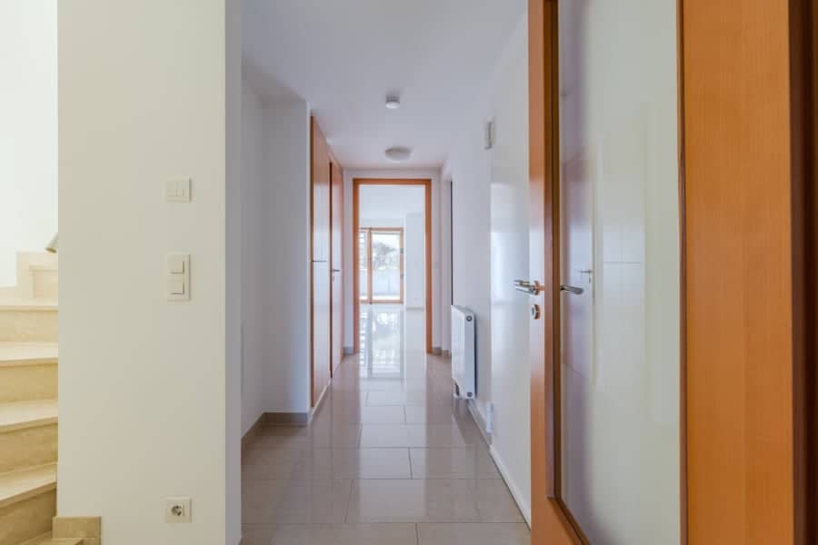 Hausflur EG - Townhaus an der Rummelsburger Bucht – familienfreundlich mit 6 Zimmern