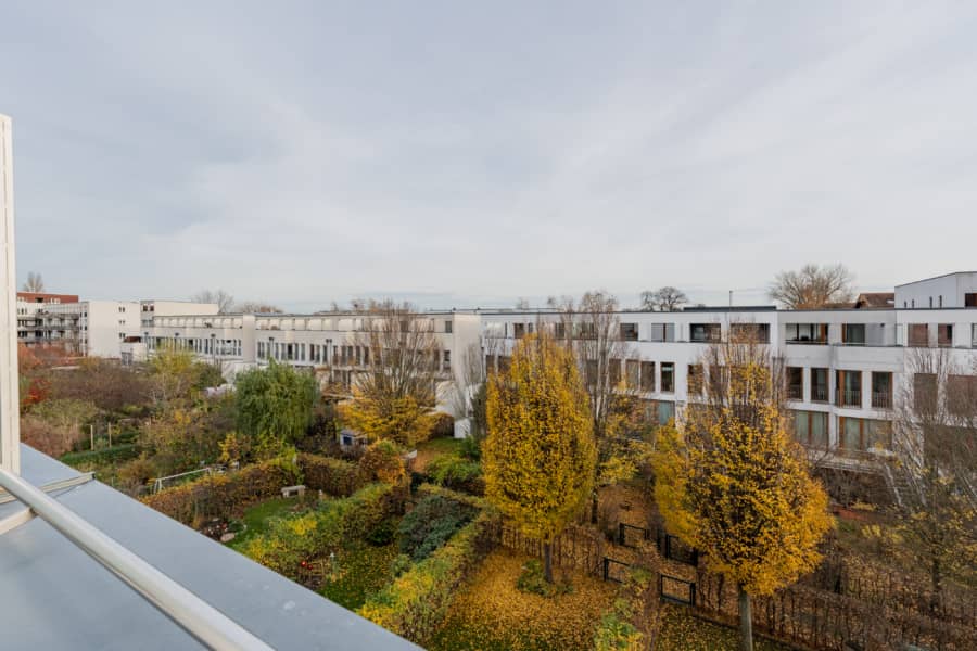 Blick in die Gärten - Townhaus an der Rummelsburger Bucht – familienfreundlich mit 6 Zimmern