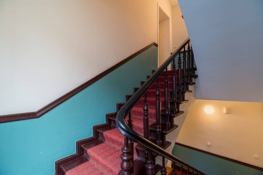 Rigaer_33-20 - Çok iyi durumda rahat eski daire!