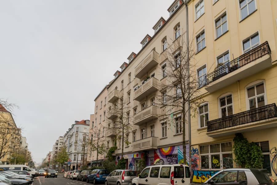 Rigaer_33-25 - Çok iyi durumda rahat eski daire!