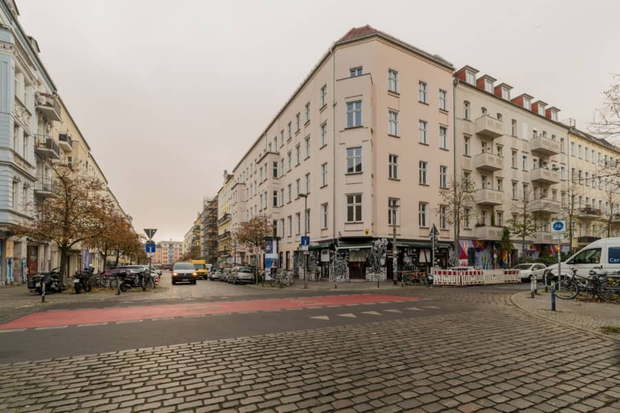 Rigaer_33-30 - Çok iyi durumda rahat eski daire!