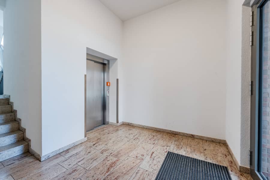 Foyer - Licht, Lage, Lebensqualität – modernes wohnen im schönen Karlshorst