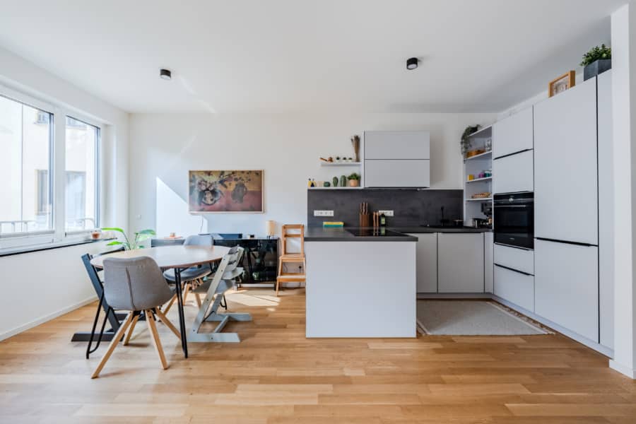 Küche und Essbereich - Licht, Lage, Lebensqualität – modernes wohnen im schönen Karlshorst