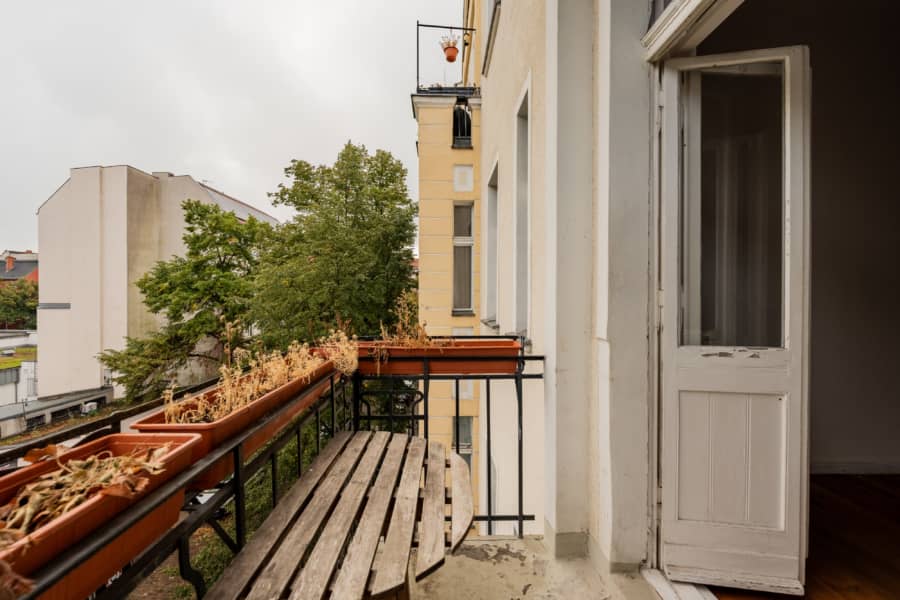 Blick Richtung Sonnenallee - BEZUGSFREI – Wunderschöne Stuck- Altbauwohnung zwischen Weserstraße und Sonnenallee