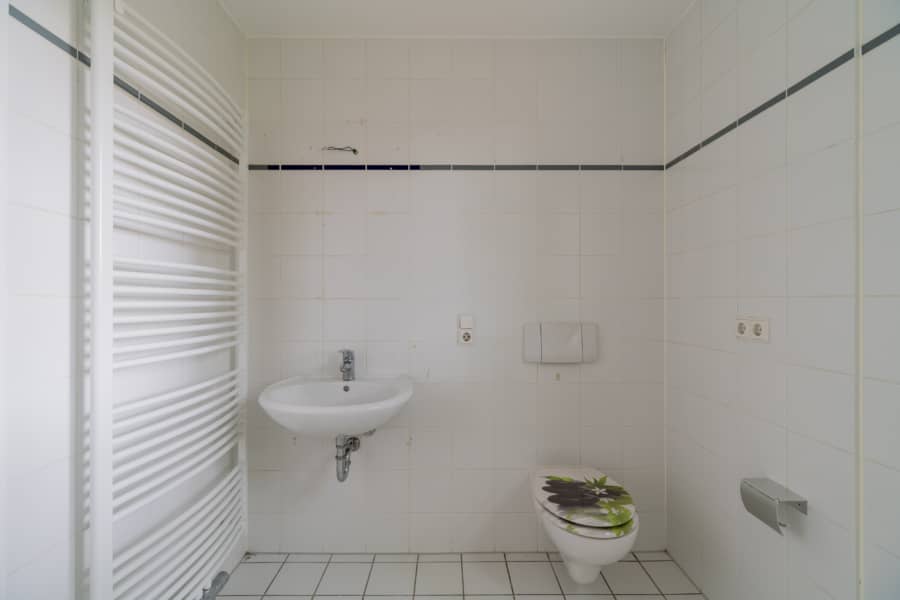 Badezimmer - Familientraum! Bezugsfreies Reihenendhaus in Falkensee