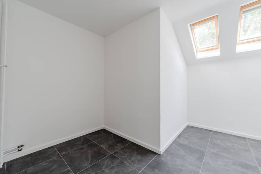 4. OG - Erstbezug nach Renovierung – Dachgeschoss mit Panoramablick