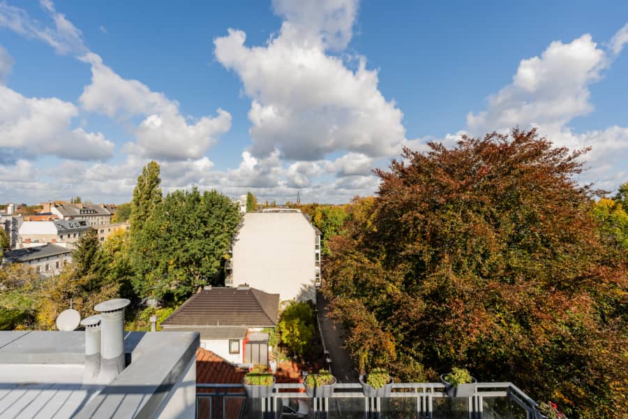 Balkonaussicht - Erstbezug nach Renovierung – Dachgeschoss mit Panoramablick