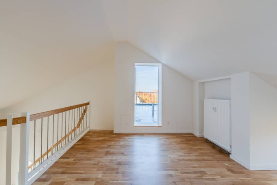 5. OG - Erstbezug nach Renovierung – Dachgeschoss mit Panoramablick