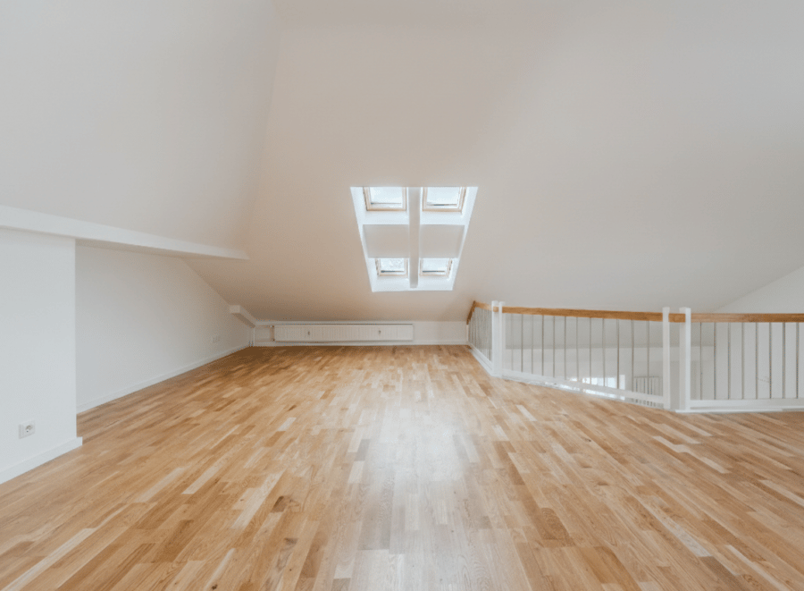 5. OG - Erstbezug nach Renovierung – Dachgeschoss mit Panoramablick