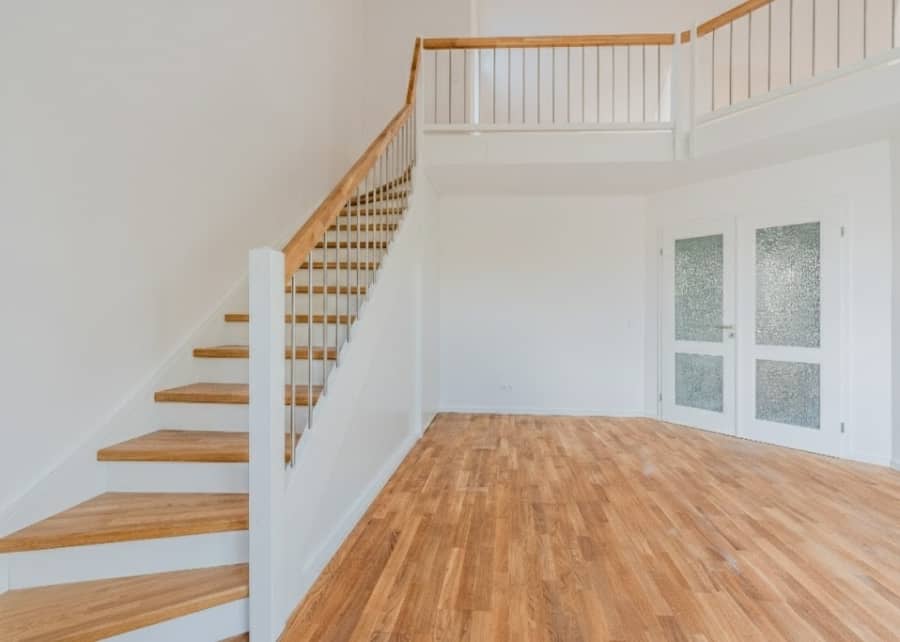 Treppe - Erstbezug nach Renovierung – Dachgeschoss mit Panoramablick