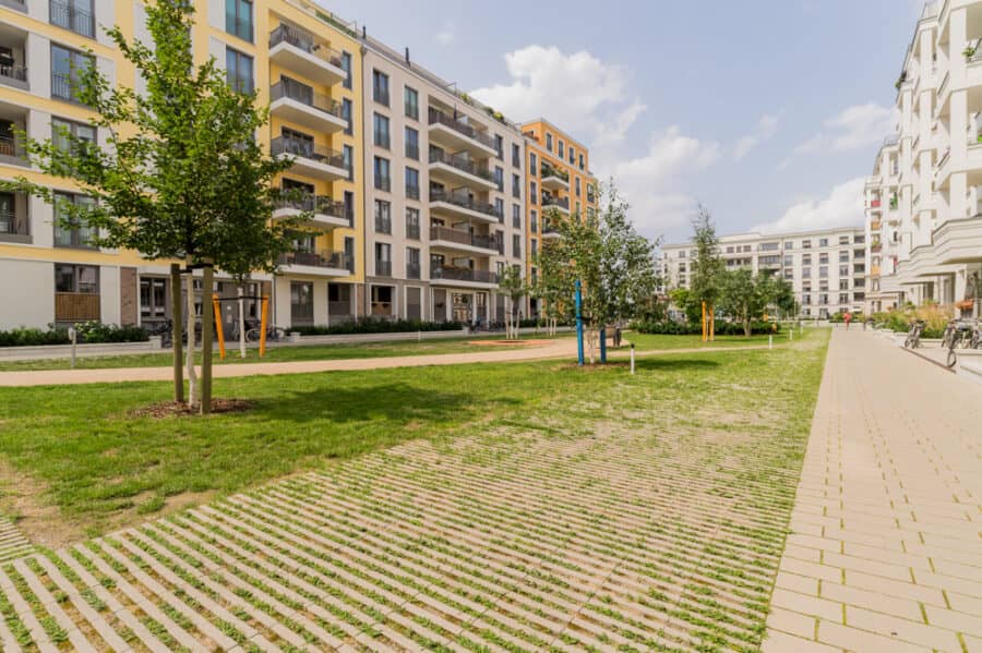 Moderne Stadtwohnungen mit Balkon und Innenhof - 0 Leben am Park / Living by the Park