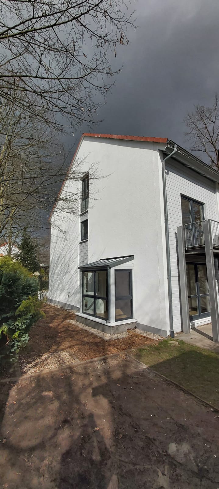 Hausansicht Garten