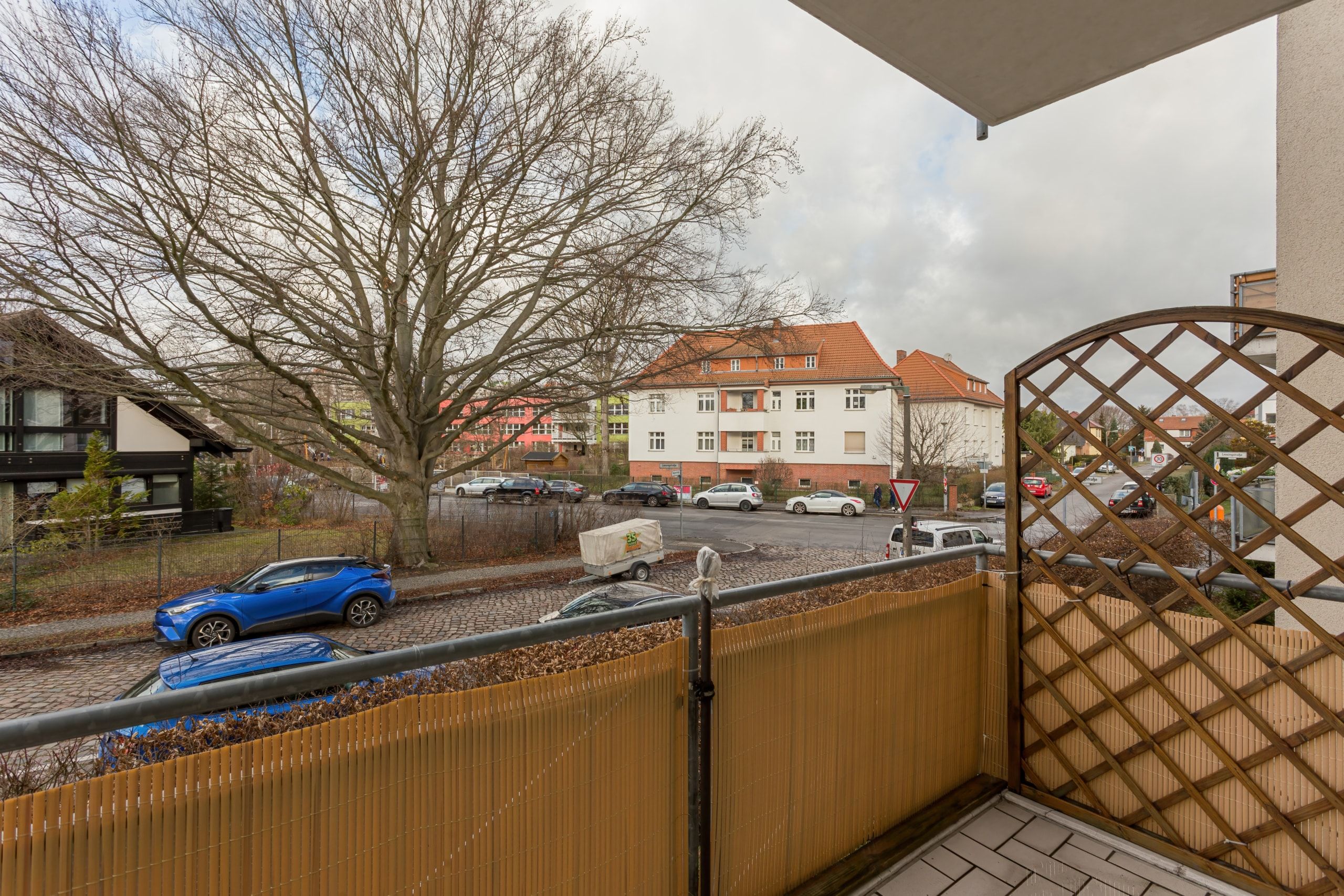 Aussicht Balkon Straße