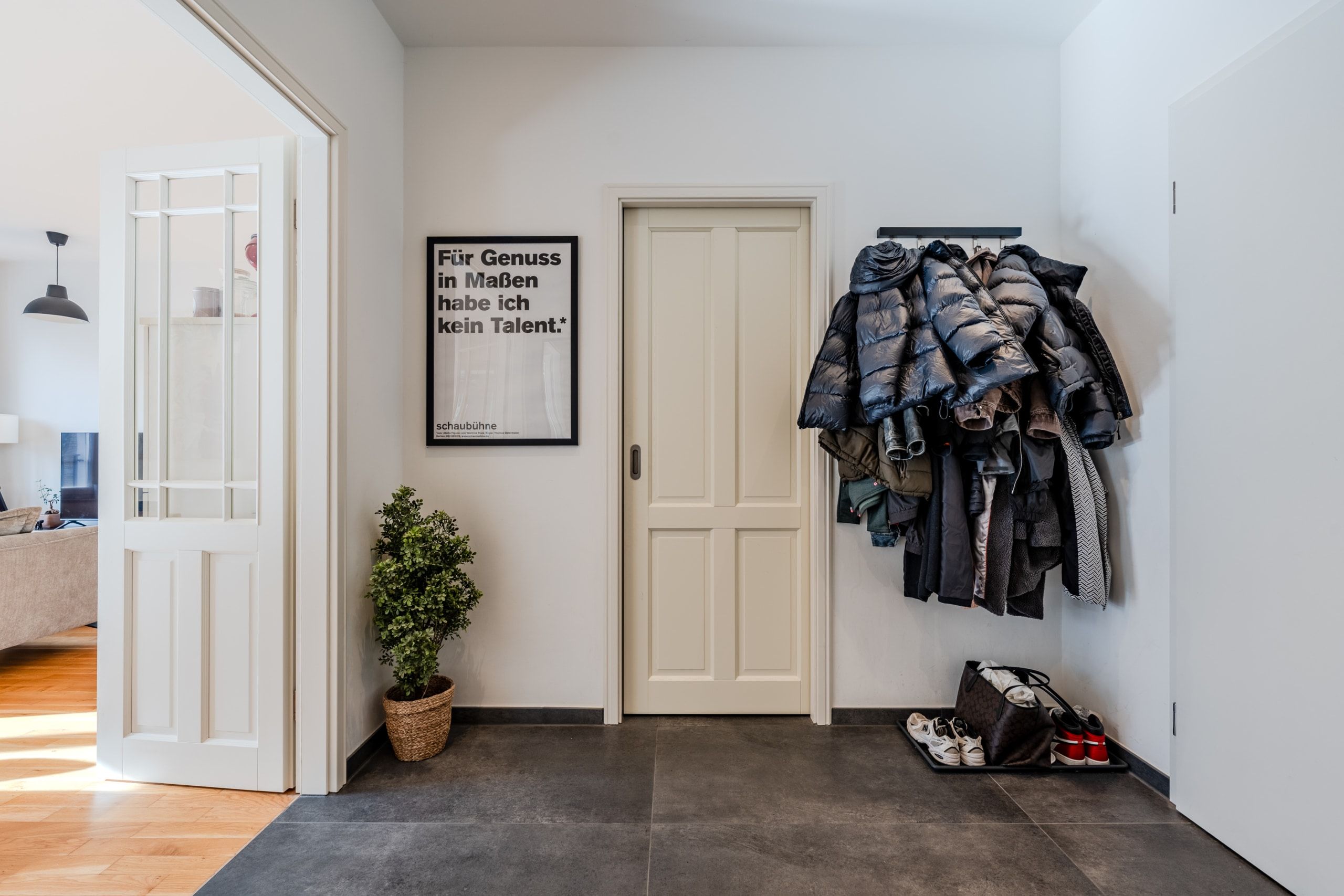 Eingangsbereich mit Garderobe