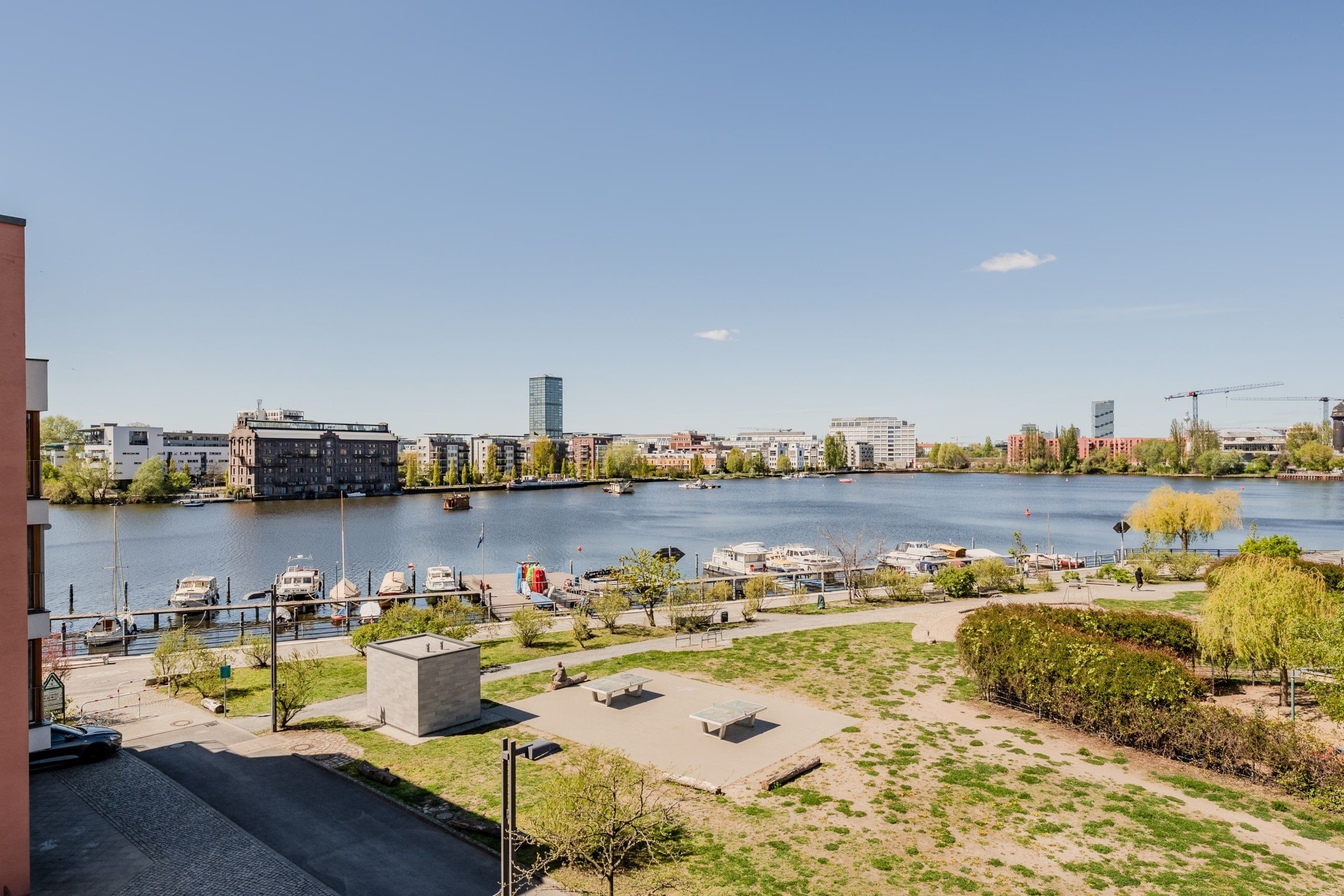 Freier Blick auf die Rummelsburger Bucht