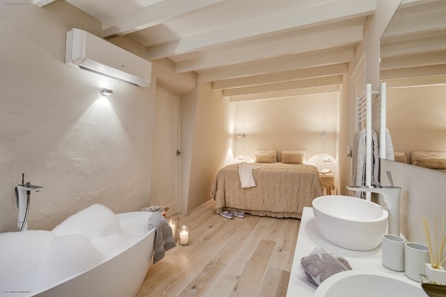 Loftwohnung mit freistehender Badewanne - Puerto de Andratx: modern renoviertes Apartment in Port Andratx in erster Meerslinie zur Miete