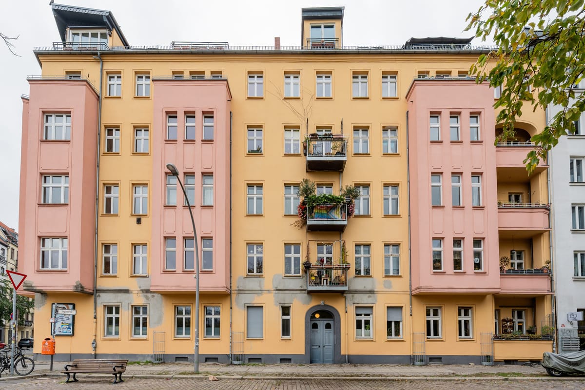 Haus Aussen 2