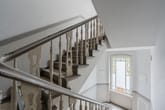 Treppenhaus mit Altbaudetails