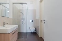 Badezimmer - 1