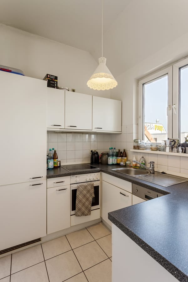Küche - Helle Dachgeschosswohnung nahe Boxhagener Platz sofort bezugsfrei