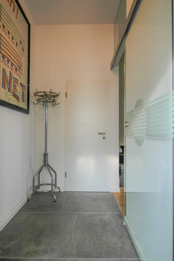 Entree - Maisonette mit Dachterrasse in Bestlage Köln-Altstadt