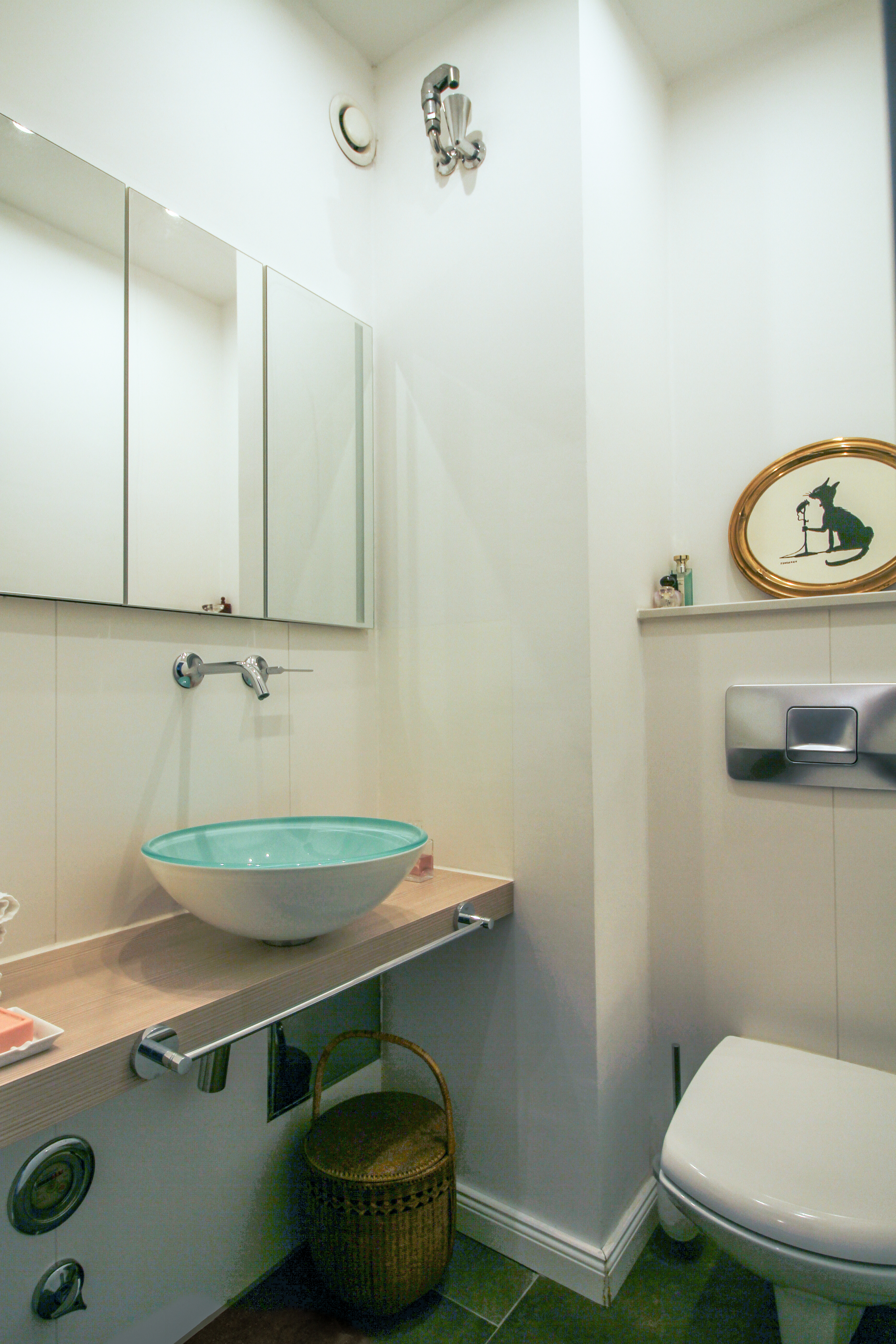 Gäste WC - Maisonette mit Dachterrasse in Bestlage Köln-Altstadt