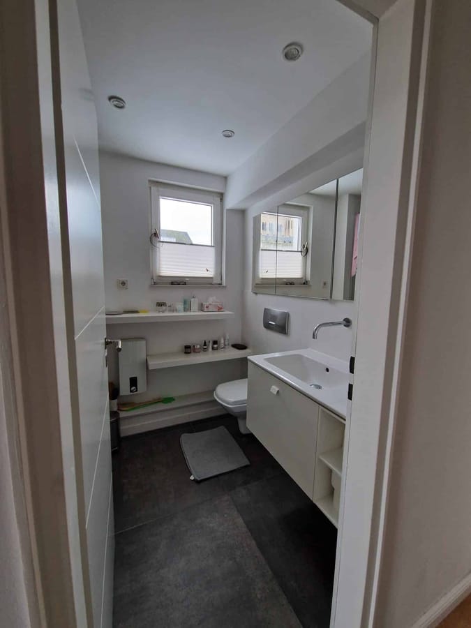 Tageslicht Badezimmer - Maisonette mit Dachterrasse in Bestlage Köln-Altstadt