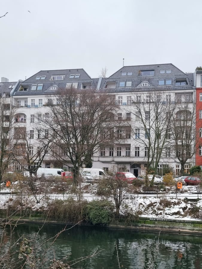 20231207_084546 - Opraakvrije oude flat aan het Landwehrkanal - Kreuzberg op zijn best !