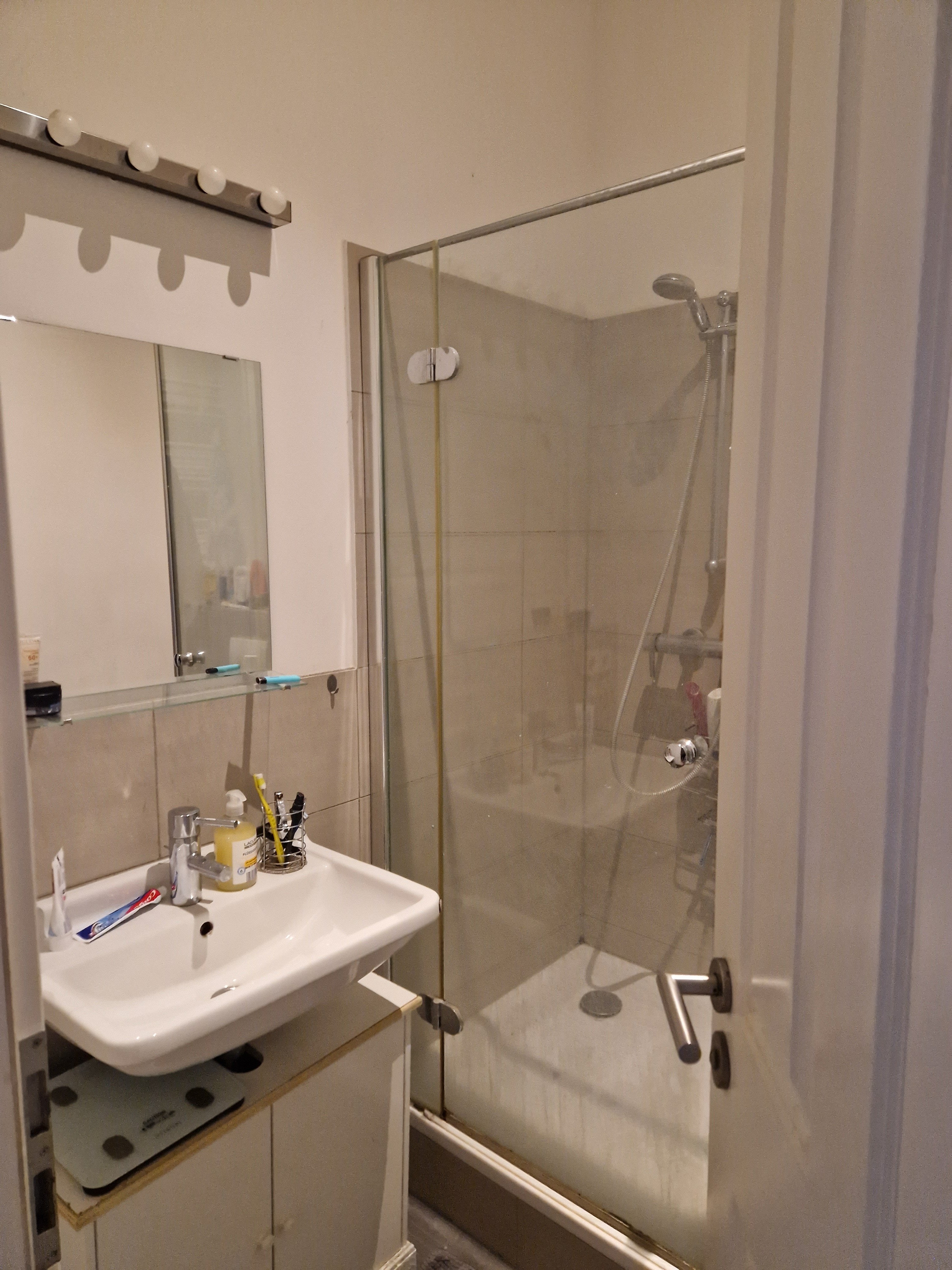 20231018_115801 - Schöne Altbauperle nahe Boxhagener Platz