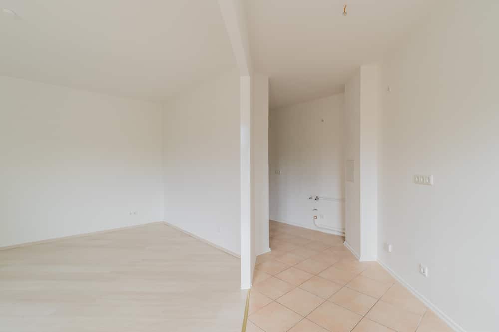 Helle Neubauwohnung mit offener Wohnküche - Etagenwohnung in Berlin / Charlottenburg