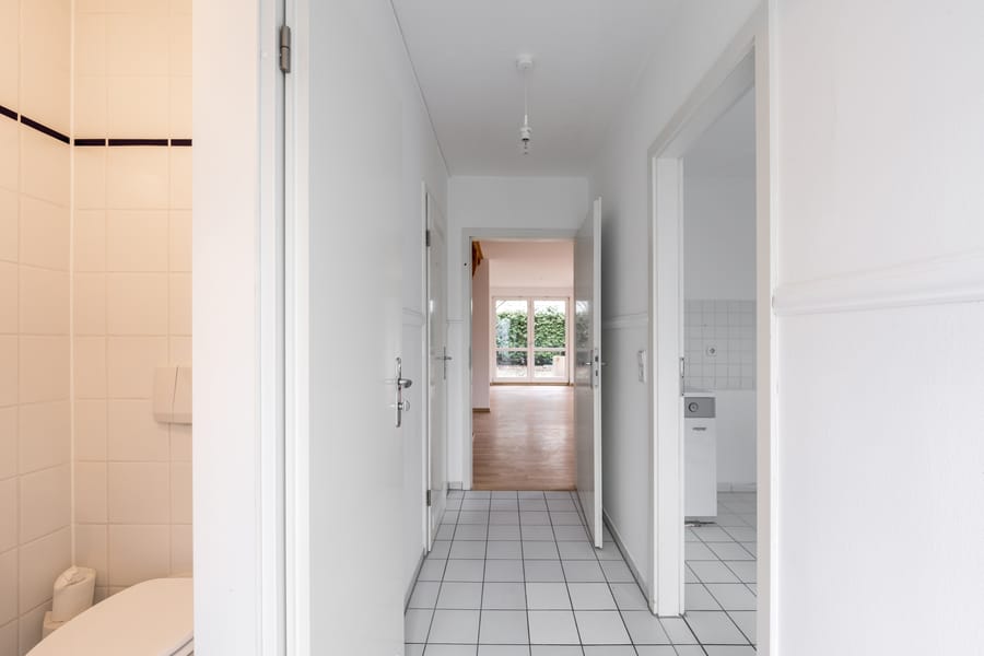 走廊-装修后首次入住--免费入住--非常适合法尔肯塞的家庭。