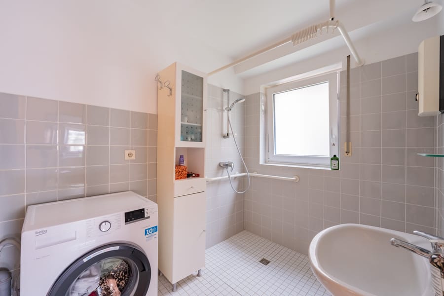 Hirzerweg_4a-16 - Super geschnittene 3-Zimmer Wohnung in sehr gepflegter Wohnanlage – inkl. TG-Stellplatz!