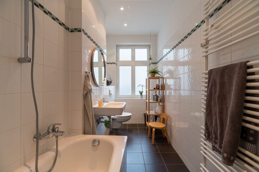 Rigaer_33-17 - Gemütliche Altbauwohnung in sehr gutem Zustand!