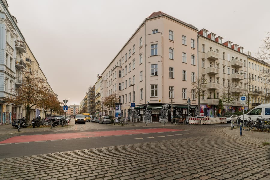 Rigaer_33-30 - Gemütliche Altbauwohnung in sehr gutem Zustand!