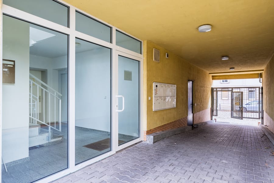 Eingangsbereich - Helle 2-Zimmer-Wohnung mit Balkon in ruhiger Lage