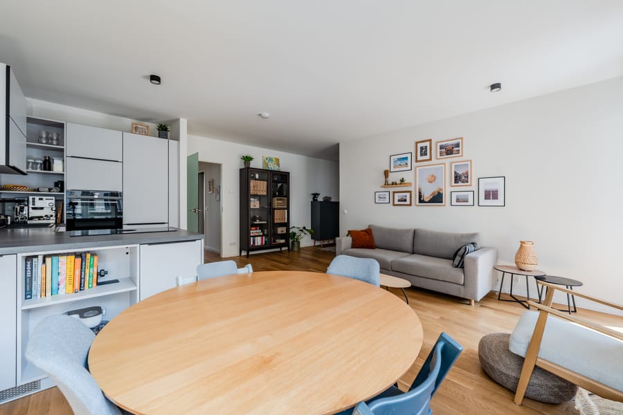 विशाल भोजन क्षेत्र - प्रकाश, स्थान, जीवन की गुणवत्ता – खूबसूरत कार्लशोर्स्ट में आधुनिक जीवन का आनंद लें