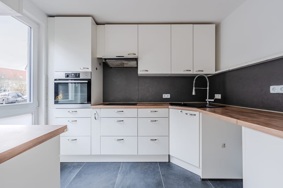 Kitchen - Modernised terraced corner house in a quiet residential area