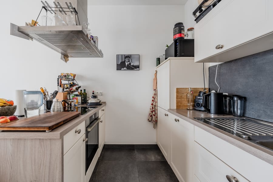 Küche - Zeitlos schön: Helle 2-Zimmer-Wohnung mit Balkon in gefragter Lage