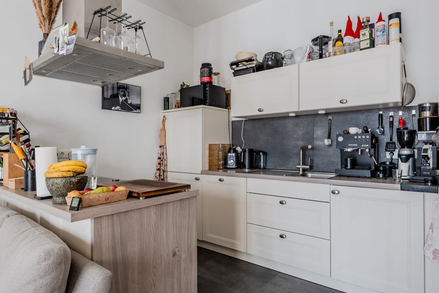 Küche - Zeitlos schön: Helle 2-Zimmer-Wohnung mit Balkon in gefragter Lage