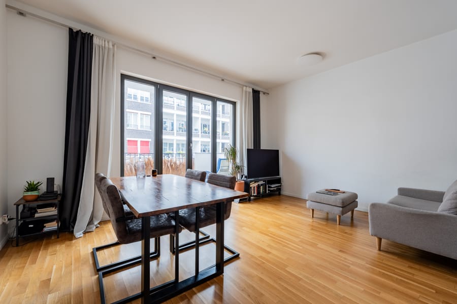 Wohn- und Essbereich - Zeitlos schön: Helle 2-Zimmer-Wohnung mit Balkon in gefragter Lage