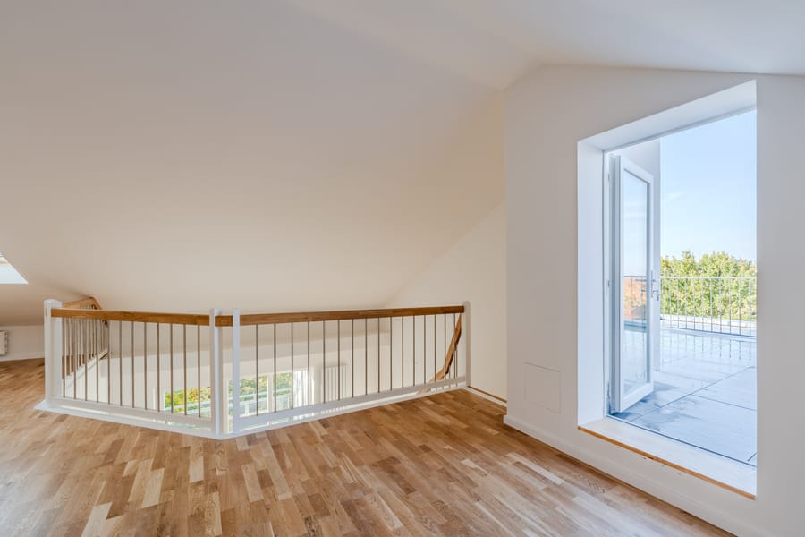 5. OG - Erstbezug nach Renovierung – Dachgeschoss mit Panoramablick