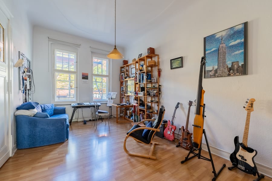 Woonkamer 8 - Mooi oud bouwjuweel in Friedenau - vlakbij Rüdesheimer Platz