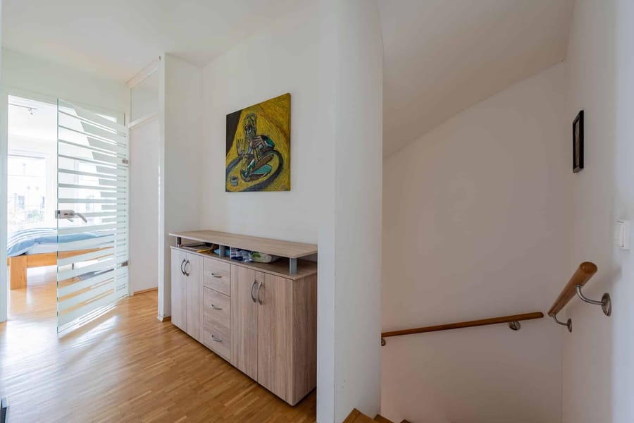 Flur 2. EG - Wohnen am Wasser mit unverbaubarem Blick