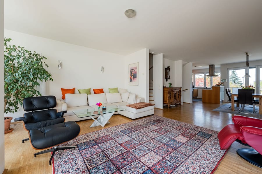 Beletage mit großem Wohn-/Essbereich und offener Küche - Wohnen am Wasser mit unverbaubarem Blick