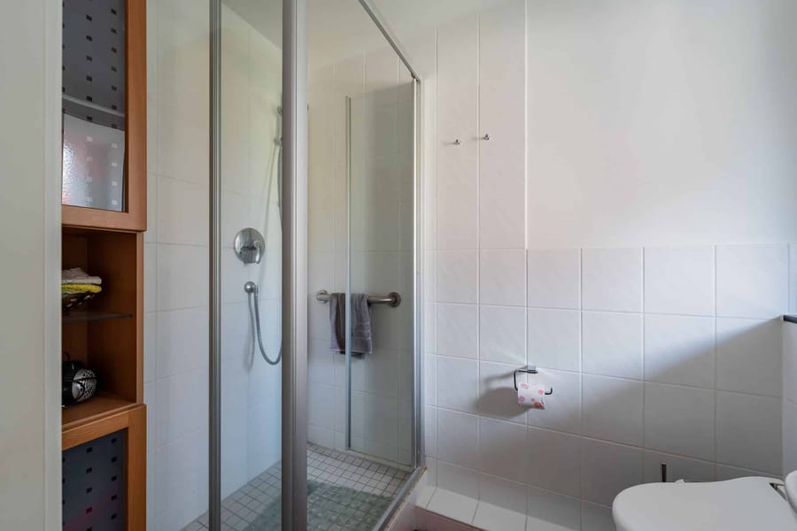 Gästebad EG - Wohnen am Wasser mit unverbaubarem Blick