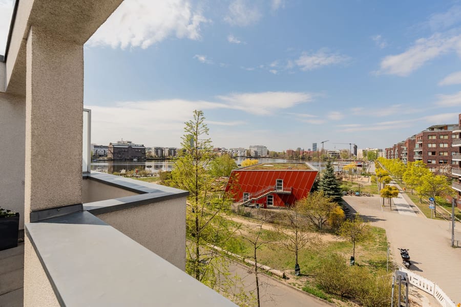 Dachterrasse Wasser- und Promenadenblick - Wohnen am Wasser mit unverbaubarem Blick