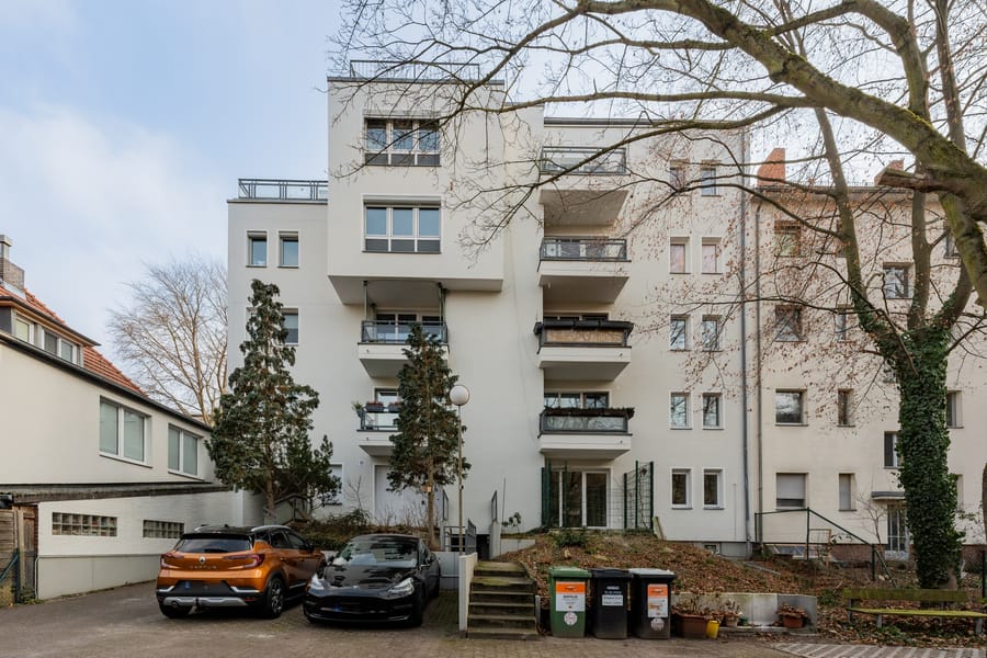 Со стороны сада - Свежая модернизация, идеальное расположение, без комиссии - Настоящая 3-комнатная изюминка!!!