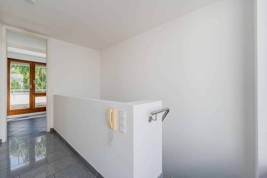 Moderne Maisonettewohnung mit Balkonzugang - Bezugsfrei & renoviert 2025: 6-Zimmer-Townhouse an der Rummelsburger Bucht