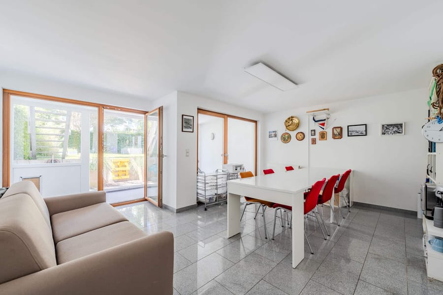 Zimmer 5 Erdgeschoss mit Wintergarten - Bezugsfrei & renoviert 2025: 6-Zimmer-Townhouse an der Rummelsburger Bucht