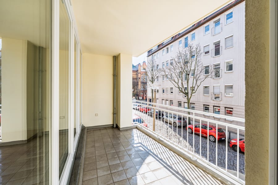 Balkon - Erstbezug nach Sanierung – helle 3-Zimmer-Wohnung mit Balkon in ruhiger Lage